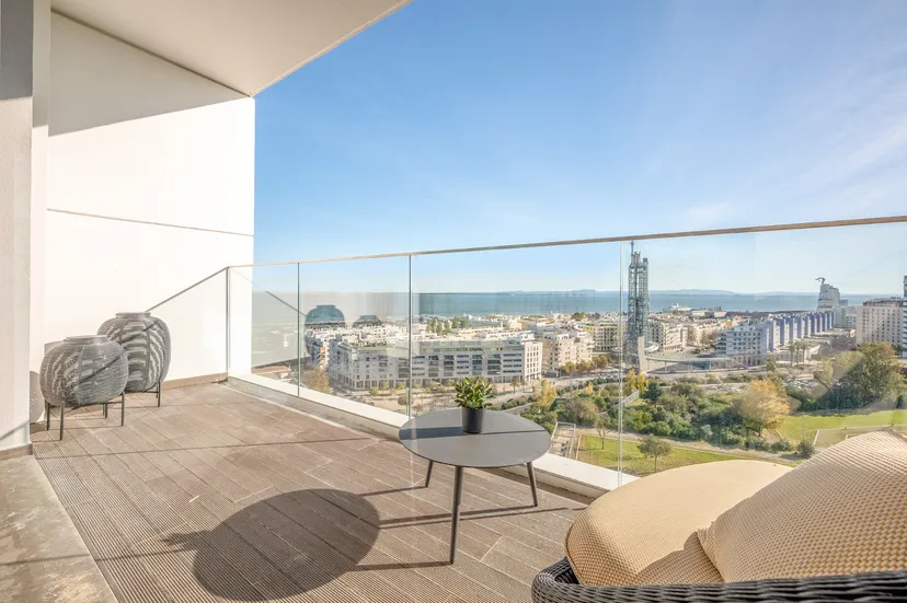 4 Bedroom Apartment in Parque das Nações