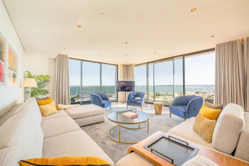 4 Bedrooms Apartment in Parque das Nações