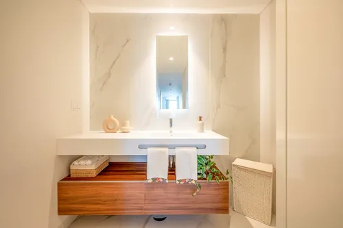 4 Bedrooms Apartment in Parque das Nações