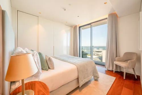 4 Bedrooms Apartment in Parque das Nações