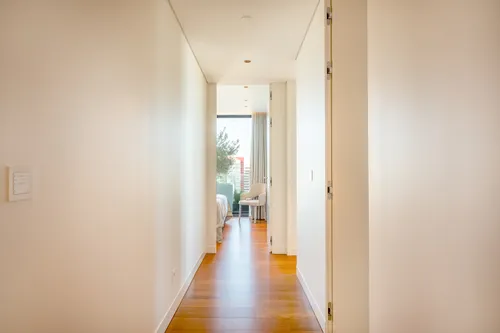 4 Bedrooms Apartment in Parque das Nações