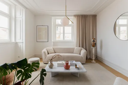 T1 in Alfama with river view