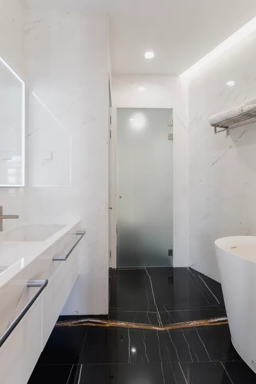 2 Bedrooms Apartment in Arroios