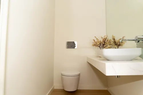 4 Bedrooms Apartment in Campolide