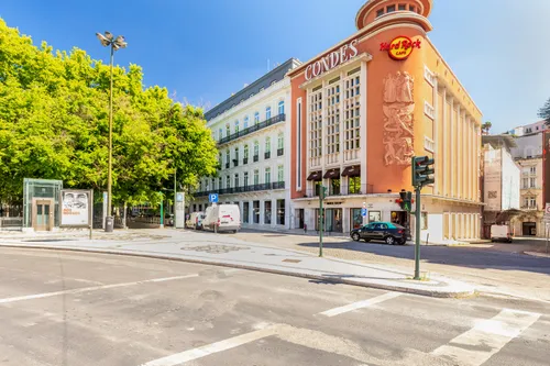 2 Bedrooms Apartment in Santo António