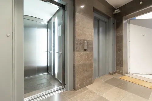 4 Bedrooms Duplex in Estrela