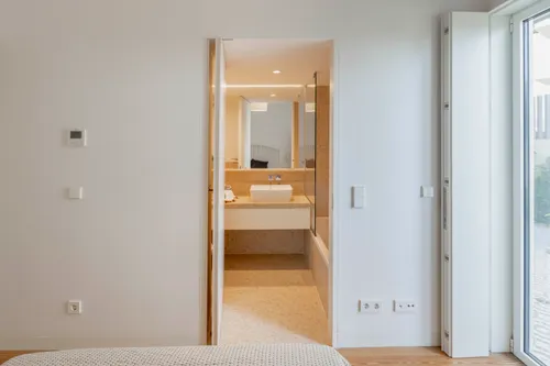 2 Bedrooms Apartment in Graça