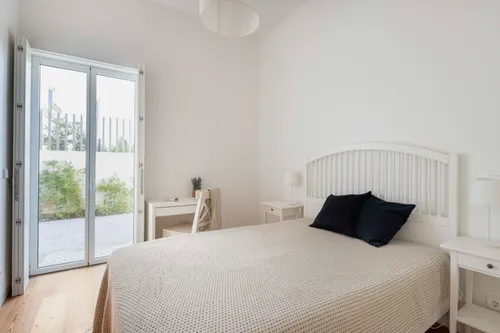 2 Bedrooms Apartment in Graça