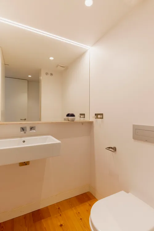 2 Bedrooms Apartment in Graça