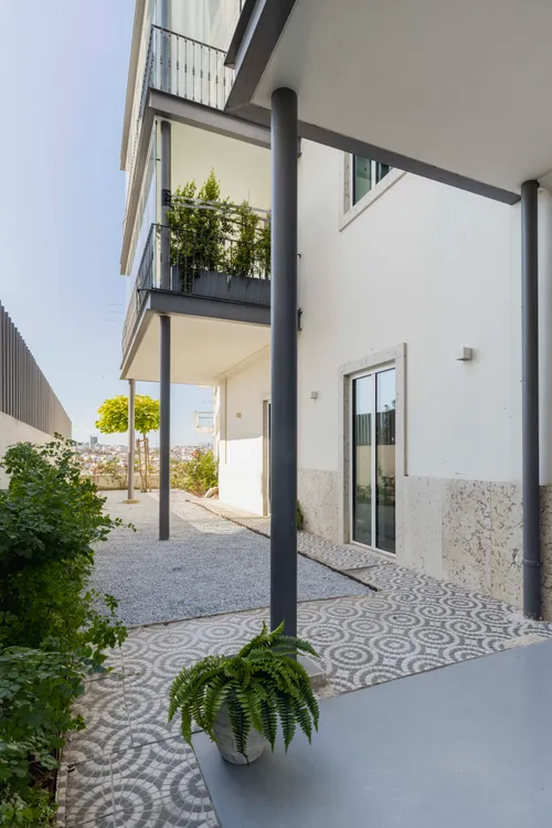 2 Bedrooms Apartment in Graça