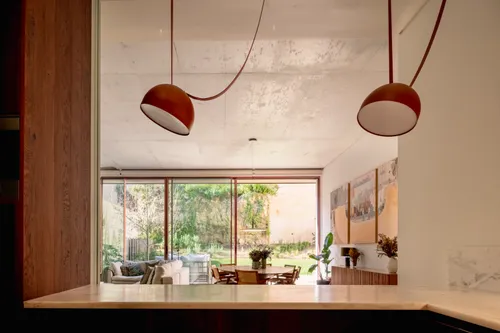 4 Bedrooms Apartment in Marvila