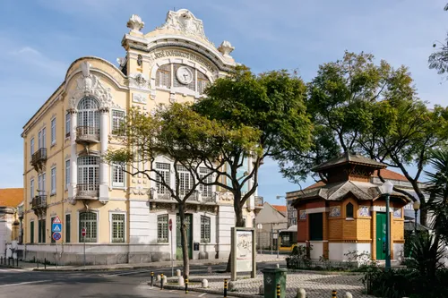 4 Bedrooms Apartment in Marvila