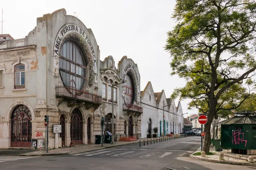 4 Bedrooms Apartment in Marvila