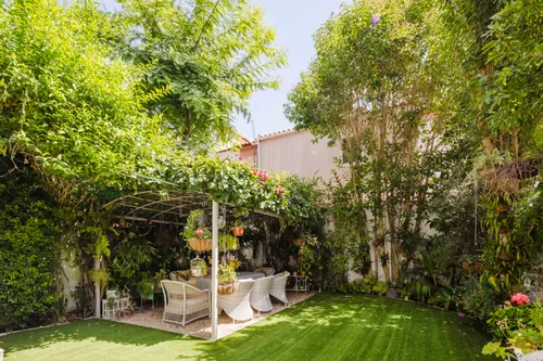 7 Bedrooms Apartment in Estrela