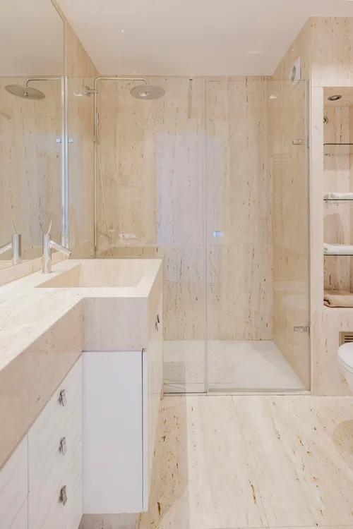 7 Bedrooms Apartment in Estrela