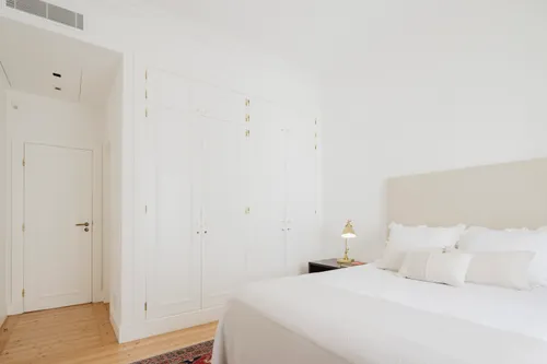 7 Bedrooms Apartment in Estrela