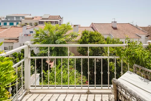 7 Bedrooms Apartment in Estrela