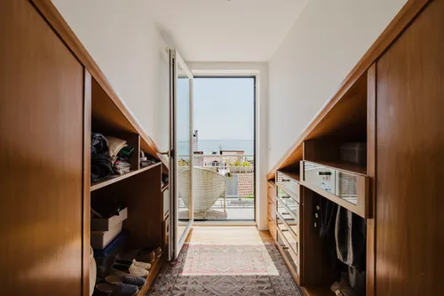 7 Bedrooms Apartment in Estrela