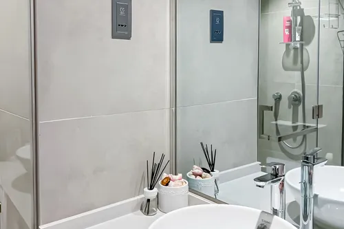2 Bedrooms Apartment in Studio One