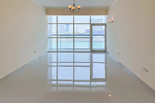 Apartment in Oasis Tower 1
