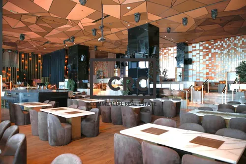 Iconic High Rise Restaurant Opportunity | SZR