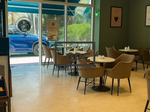 https://d33om22pidobo4.cloudfront.net/listings/re41514l/original/cafe-pic-3.jpg