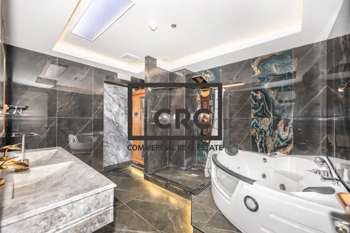 VACANT RETAIL | SUITABLE FOR NURSERY | LLC LICENSE