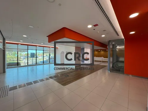 PREMIUM RETAIL UNIT | READY TO MOVE IN