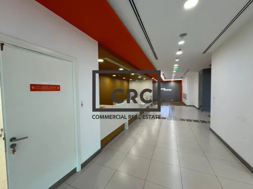 PREMIUM RETAIL UNIT | READY TO MOVE IN