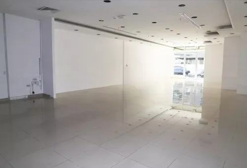 https://d33om22pidobo4.cloudfront.net/listings/sr11894l/original/6.jpg