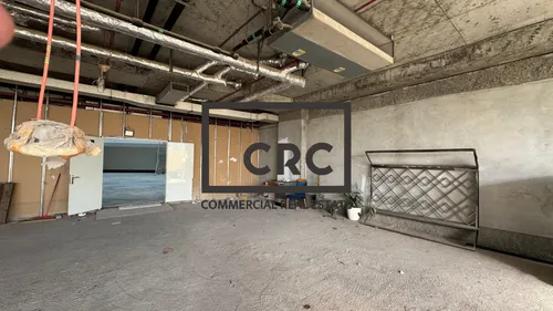 https://d33om22pidobo4.cloudfront.net/listings/sr41327l/original/4.jpg