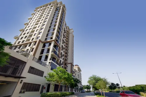 4 Bedrooms Townhouse in Jenna Main Square 1