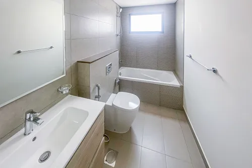 4 Bedrooms Townhouse in Park Residence 1