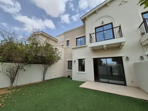 3 Bedrooms Townhouse in Mira 4