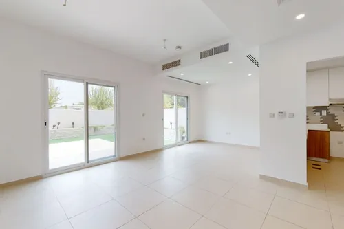 3 Bedrooms Villa in Amaranta 2