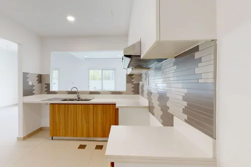 3 Bedrooms Villa in Amaranta 2