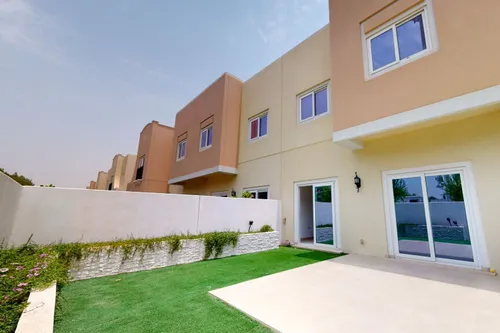 3 Bedrooms Villa in Amaranta 2