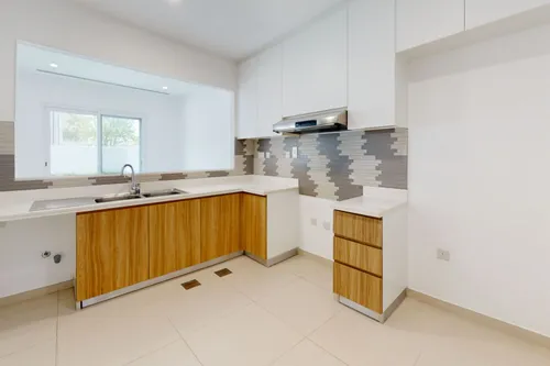 3 Bedrooms Villa in Amaranta 2