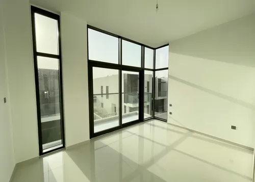 3 Bedrooms Townhouse in Amazonia EX