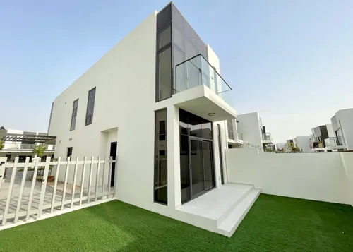 3 Bedrooms Townhouse in Amazonia EX