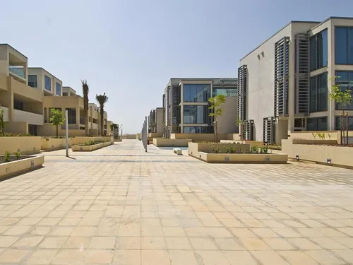 3 Bedrooms Townhouse in Building C
