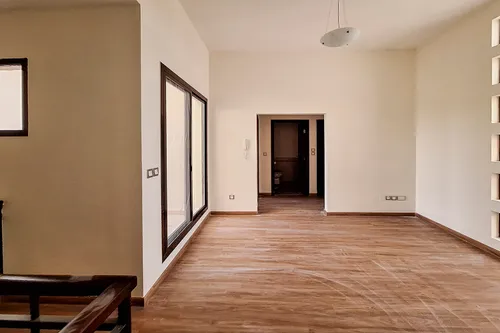 4 Bedrooms Townhouse in Naseem