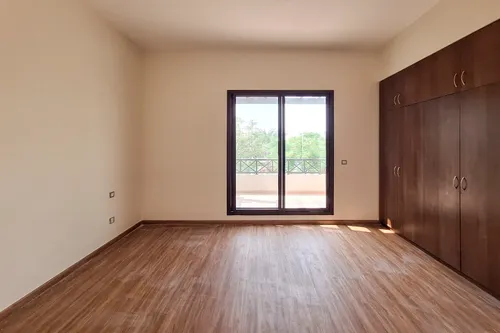 4 Bedrooms Townhouse in Naseem