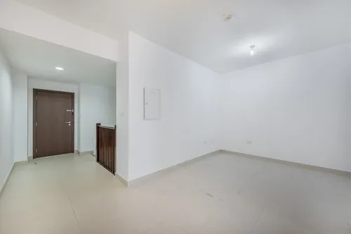 3 Bedrooms Townhouse in Building A