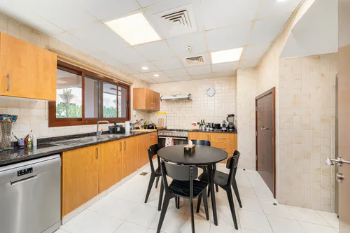 4 Bedrooms Townhouse in Jumeirah Islands Townhouses