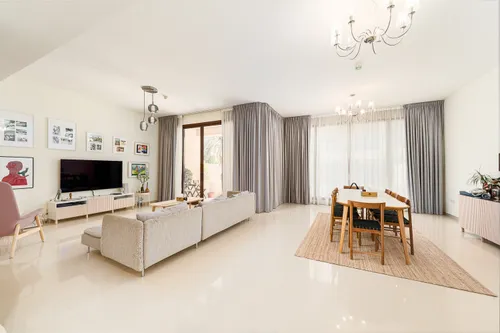 4 Bedrooms Townhouse in Jumeirah Islands Townhouses