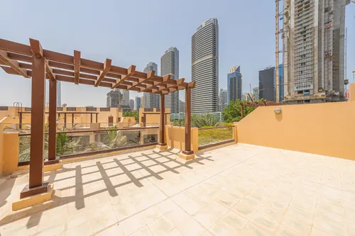 4 Bedrooms Townhouse in Jumeirah Islands Townhouses