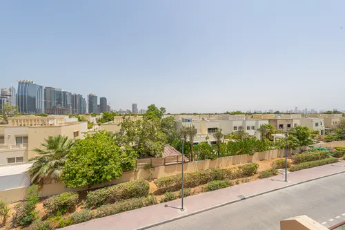 4 Bedrooms Townhouse in Jumeirah Islands Townhouses