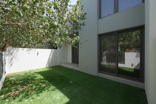3 Bedrooms Townhouse in Elan