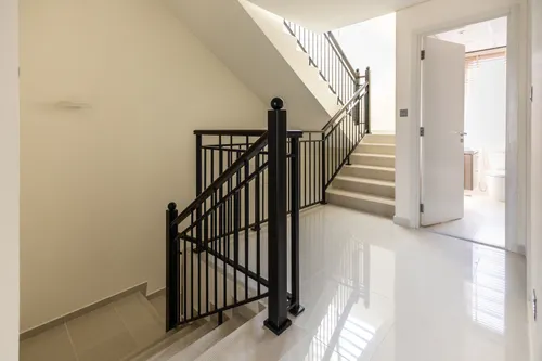 5 Bedrooms Townhouse in Primrose